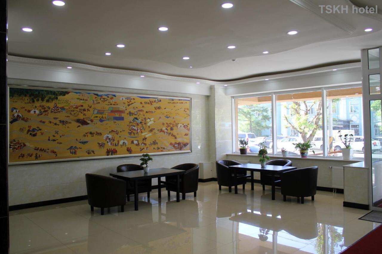 Tsetsen Khangai Hotel Ulan Bator Exterior foto